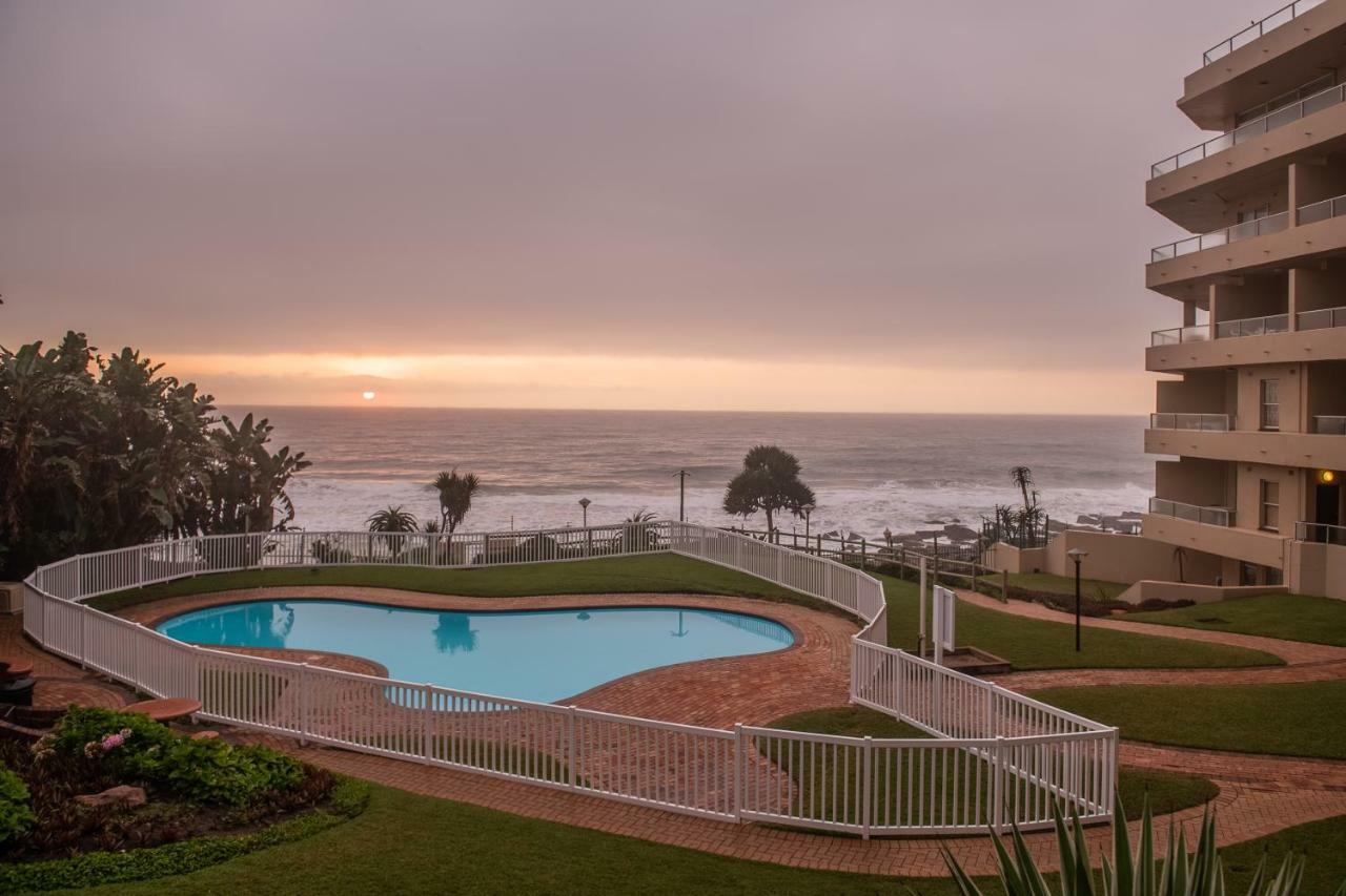 Sands Beach Breaks Luxury Beach Front Балліто Екстер'єр фото